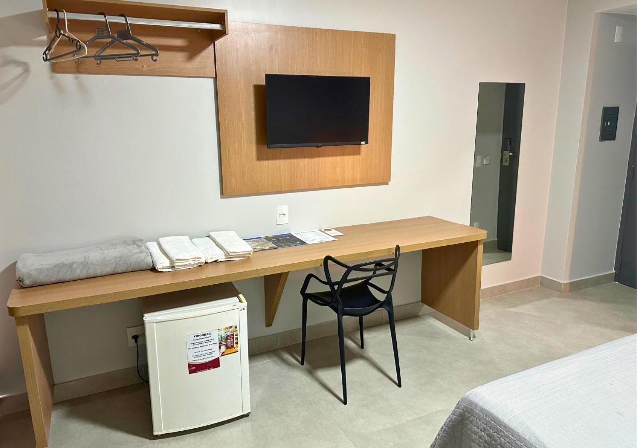 Brasilia Park Hotel Candangolandia Zimmer foto